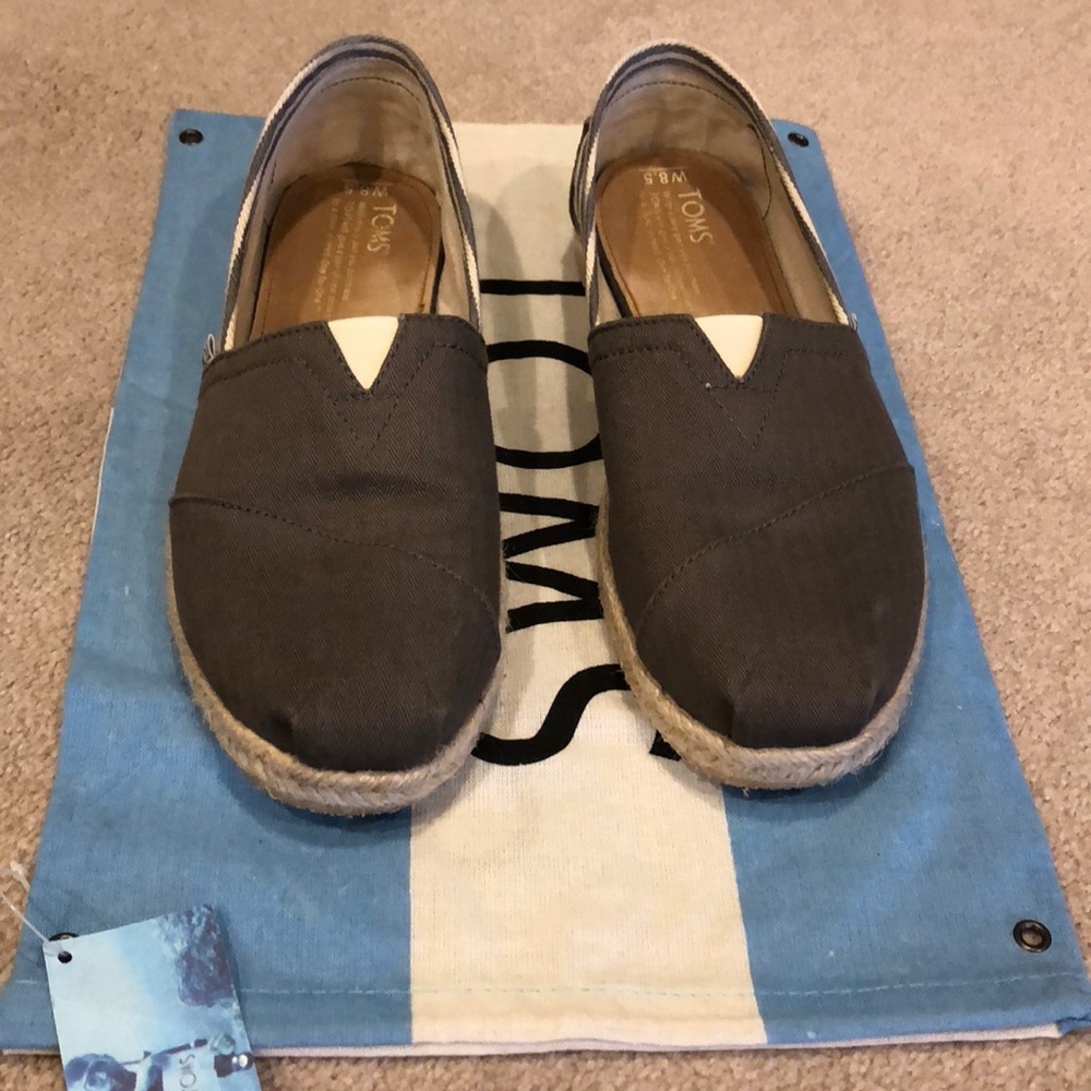 Toms Classic Canvas Slip-on